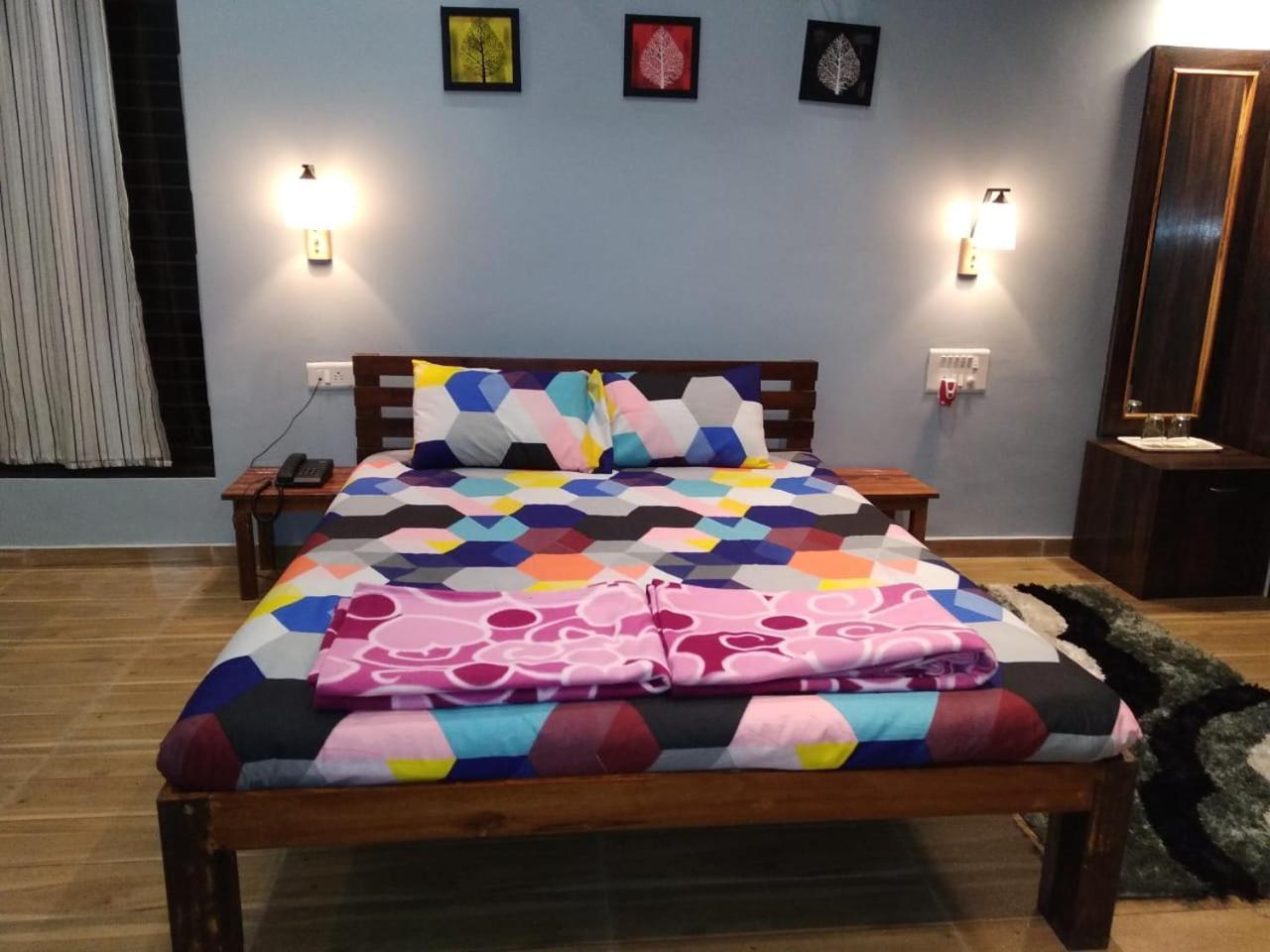 Rutu Enclave Bed and Breakfast Murūd Buitenkant foto